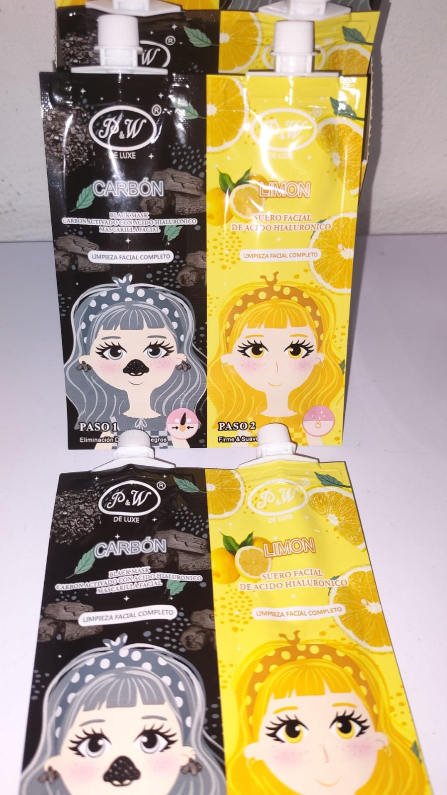 MASCARILLA DE CARBON ACTIVO